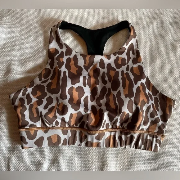 Yelete Activewear too and leggings - Picture 2 of 9